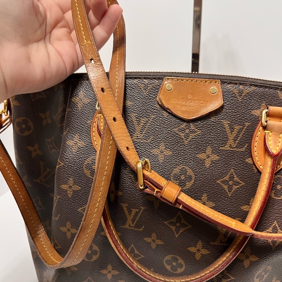 Louis Vuitton Turenne MM - Picture 5 of 16